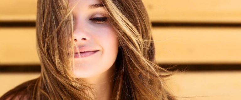 Healthy Hair Habits: Secrets to Strong, Shiny, and Gorgeous Locks